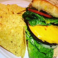 1/4 Pounder w/ Cheeze at Loving Hut in Cincinnati