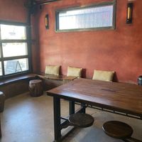   at Muddy Paw in Los Angeles