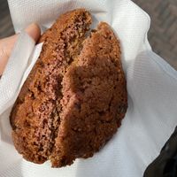 Chocolate chip cookie inside at I Love Cupcakes in Utrecht