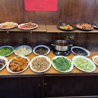 Buffet for lunch  at Yuè Dé SùShí 悅德素食 in Yilan