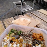 Cauliflower shoarma to go at Pois Chiche in Brussels