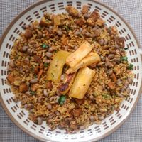 Baião de dois (+ salada de alface, cenoura, repolho e molho) at Espaço VHMOR in Sao Paulo