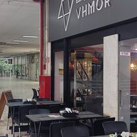 Fachada, está en una galería y vale la pena, me gustó mucho. at Espaço VHMOR in Sao Paulo