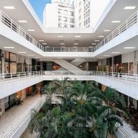 Galeria na qual fica o restaurante at Espaço VHMOR in Sao Paulo