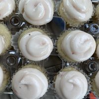 Vegan/GF mini-cupcakes Lemon Cake with Strawberry Frosting 🧁😋🧁 at The Cakery in Bellefonte