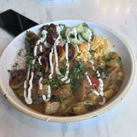 Caribbean inspired yummy food ( with the Mac ‘n Cheeze )   at Monstera Canteen in Luton