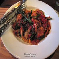 'Small Plate' of Pan Crisped Potato Gnocchi w/Roast Fennel, Broccolini & Tomato-Basil Sauce. Photo by Susan Bliss at Portobello Vegan Trattoria in Portland