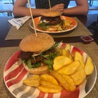 Burger e patatine  at Il Varieté in Sorisole