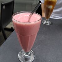 Milkshake strawberry 🍓 at Frioli in Hannover