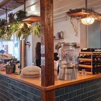  at Avocado in Obidos