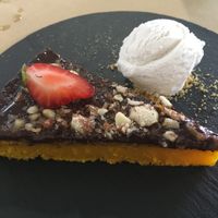 Gluten free carrot x chocolate cake with vegan ice cream was totally delicious.  at Avocado in Obidos