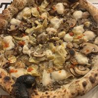 Vegan mushroom, artichoke, and truffle pizza! Not on the menu, but they were happy to make a mix of two different pizzas. Sooo amazing! Don’t forget the homemade chilli oil! 👌 at T17 Pizza in Box Hill North