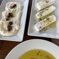 Vegan tzatziki en feta at Let's Vegan in Crete
