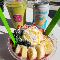 Smoothie bowl, turtle power smoothie & drink at Moberi - 23rd Ave in Portland