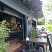 Front of the restaurant at Baan Sahai in Lopburi
