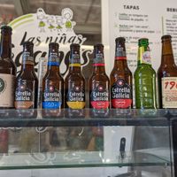 Beers at Las Niñas Veganas in Cadiz