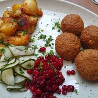 Vegan kötbullar without gravy at Löfqvist & Vi in Gothenburg