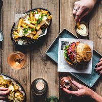 Snacks at Van Doorn en Doorn in Enschede