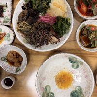 The set menu  at Jeombongsan Sanchae in Sokcho