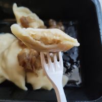 Kartoffel, Tofu und Zwiebel Füllung at Pierogarnia Mandu Centrum in Gdansk