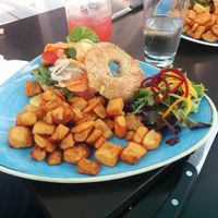 Brunch bagel at Bohème in Tadoussac