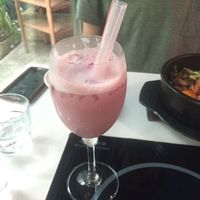 Cranberry soy-milk shake at Loving Hut - Heping Branch in Taipei