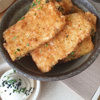 Zucchini chips with vegan mayo at The Laneway Green in Springwood