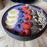 Smoothie bowl  at PEACH in Newport