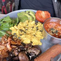 Breakfast   at PEACH in Newport