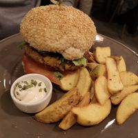 Quinoa burger at Kind Kitchen in Porto