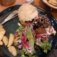 Bacon burger at Kind Kitchen in Porto