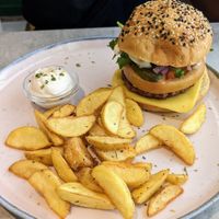 Burger at Kind Kitchen in Porto
