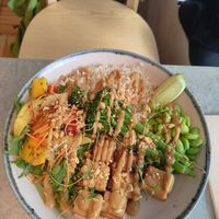 Thai bowl at Kind Kitchen in Porto