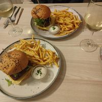  at Kind Kitchen in Porto