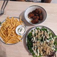  at Kind Kitchen in Porto