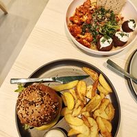  at Kind Kitchen in Porto