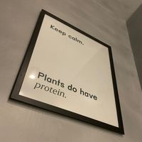 Quadro na casa de banho 🌱💪🏻 at Kind Kitchen in Porto