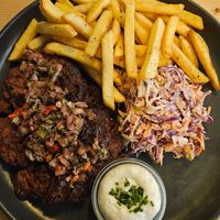  at Kind Kitchen in Porto