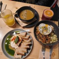  at Kind Kitchen in Porto