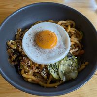 Veganes Spiegelei at Kind Kitchen in Porto