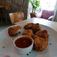 Vegan Chicken Nuggets at Kind Kitchen in Porto