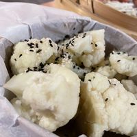 Steamed cauliflower and sesame seeds at Beijing8 in Helsinki