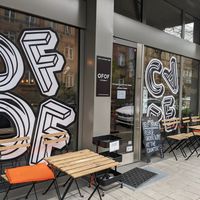 view from outside at OFOF Cafebar in Offenbach