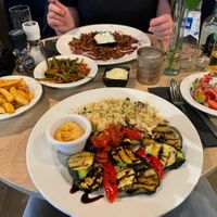 Vegan Gyros and Laganika at Griekse Taverna Doris in Groningen