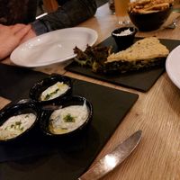 Tzatziki en spanakopita at Griekse Taverna Doris in Groningen