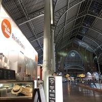 Storefront  at Suc de Lluna BioCafe in Valencia