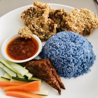 Rice with fried mushroom and tempeh fritters.  at Aixin Vegetarian 爱心素食 in Sandakan