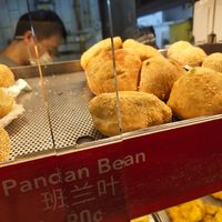 Buns at Shun Xing in Central Singapore