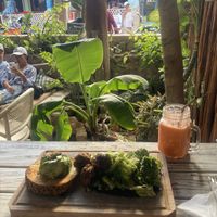 Avocado toast + vegan zucchini meatballs at Painapol in Holbox