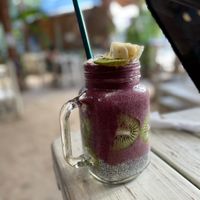 Kiwi banana blueberry Perfect vegan smoothies   at Painapol in Holbox